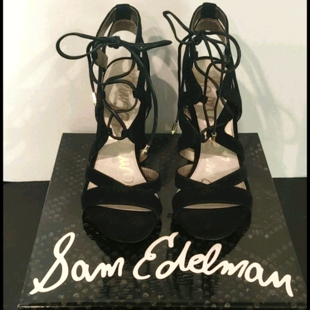 Sam Edelman "Yarley" Black Suede Shoe